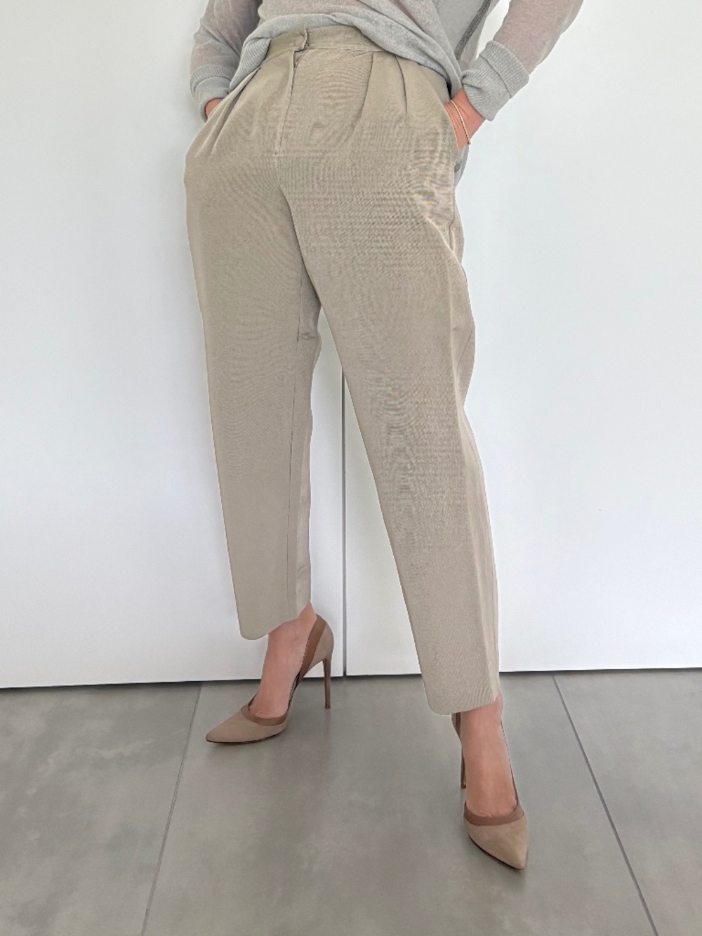 Vintage Salvatore Ferragamo Pleated Tapered High-Waist Trousers IT 42